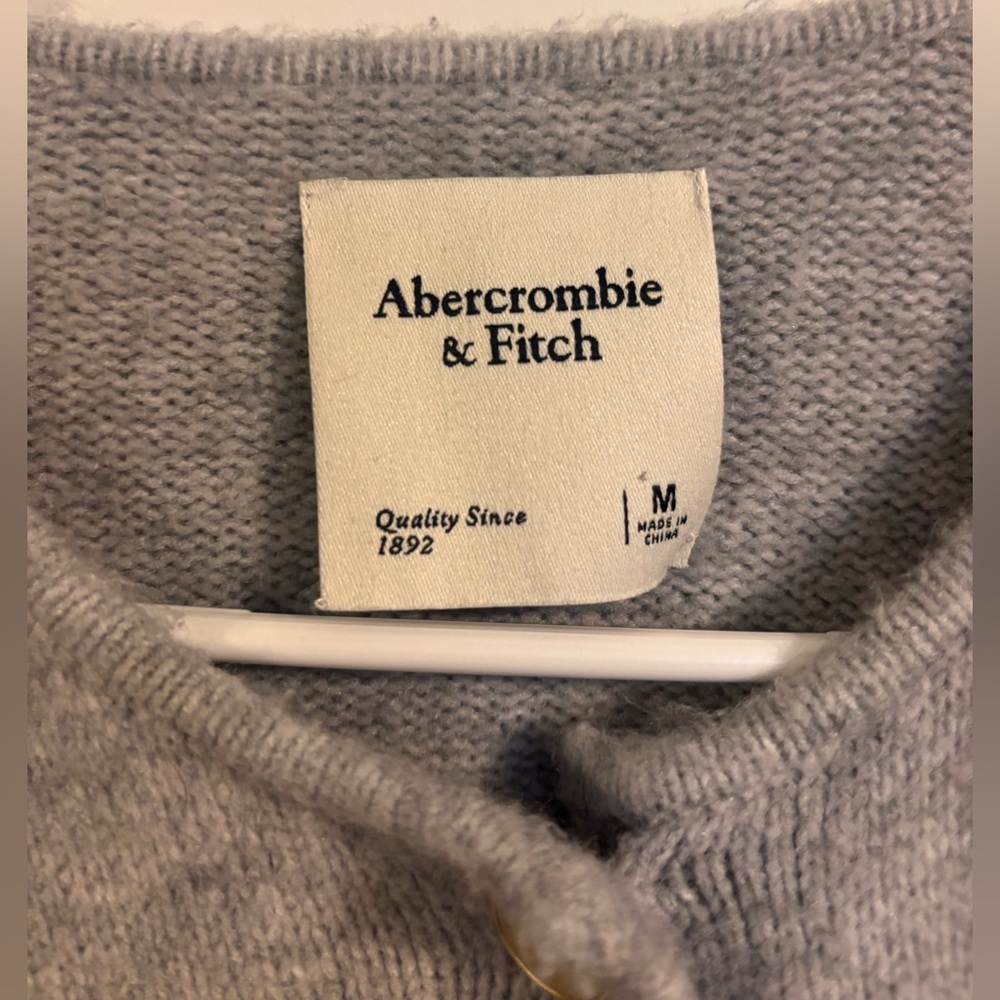 Abercrombie & Fitch Soft Grey Cardigan - Picture 7 of 8
